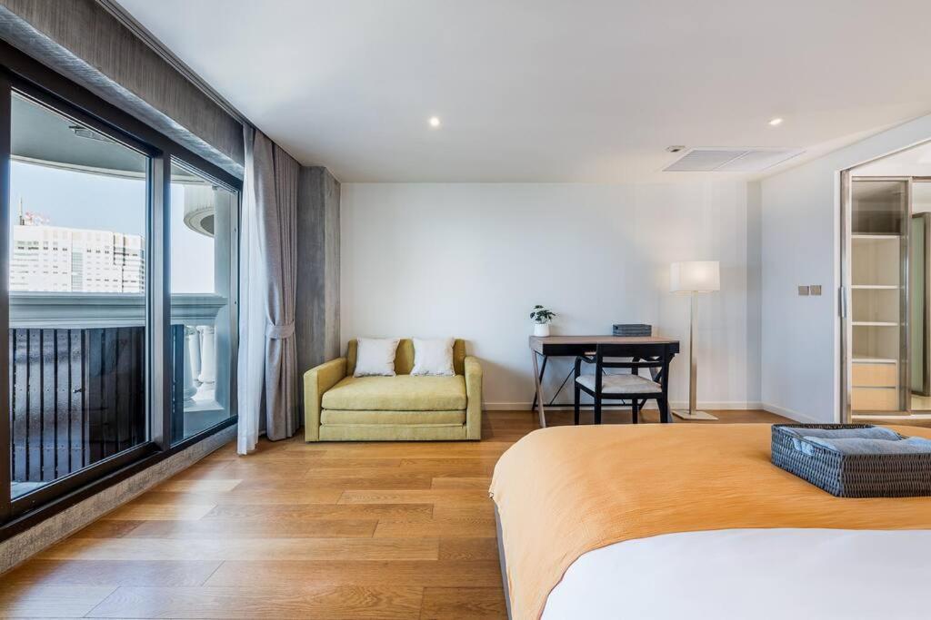Iconic Skyline, Big Apartment, Great Location Apartment