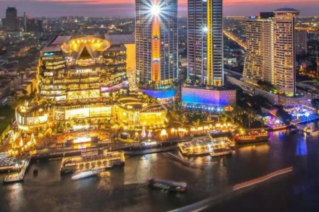 Iconic Skyline, Big Apartment, Great Location * Bangkok