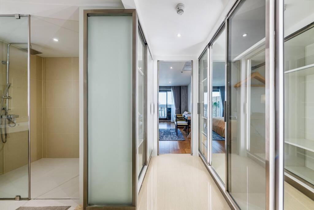 Iconic Skyline, Big Apartment, Great Location Bangkok
